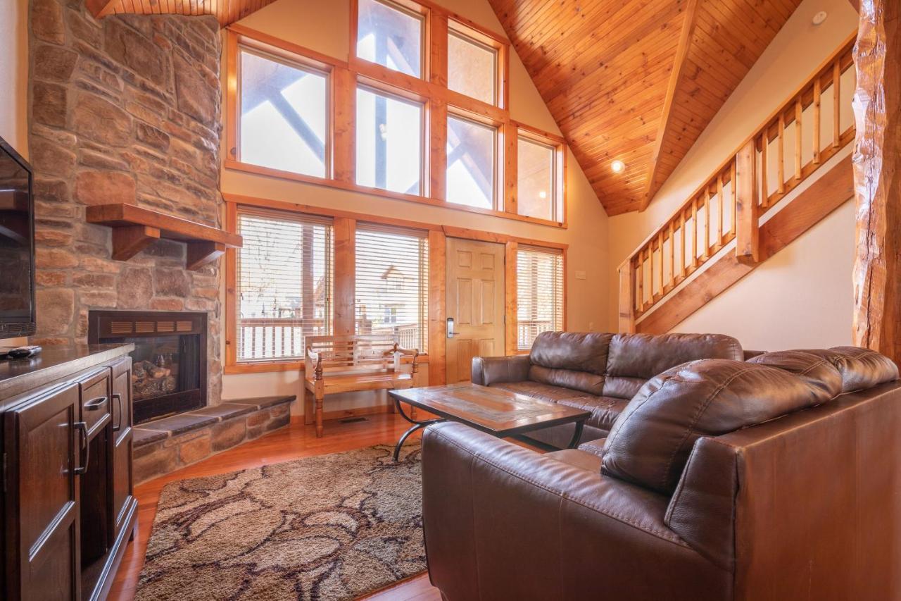 The Lodges At Table Rock Indian Point Exteriör bild