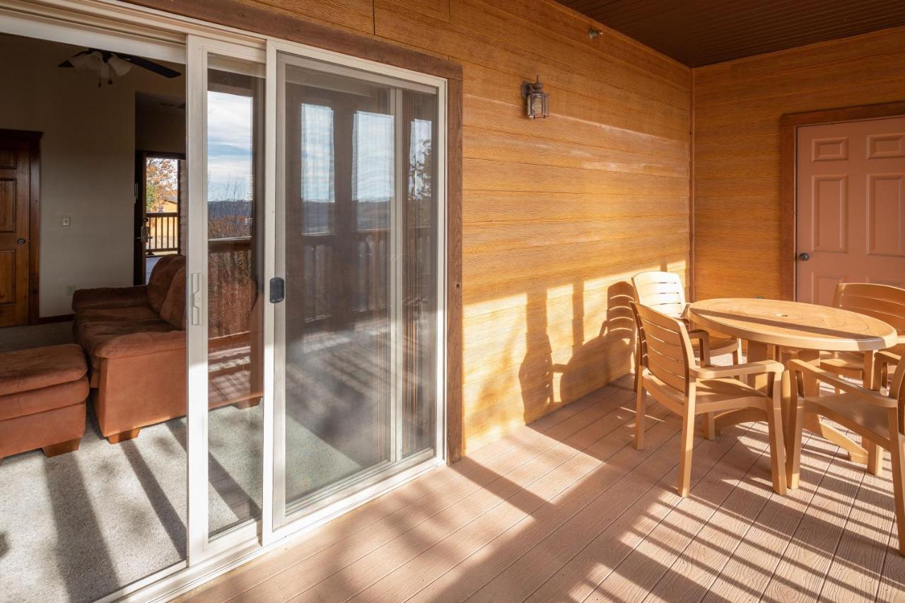 The Lodges At Table Rock Indian Point Exteriör bild